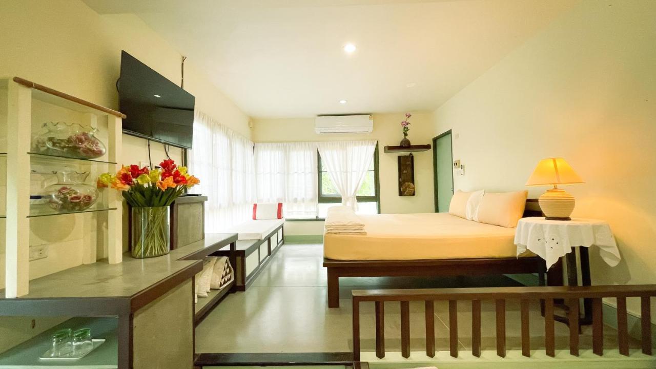 Rimsira Chumphon Exterior foto